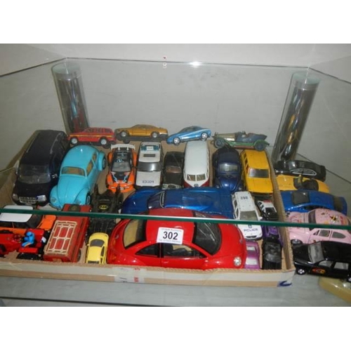 302 - A mixed lot of die cast vehicles.