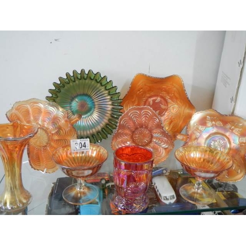 304 - Nine piece of carnival glass. COLLECT ONLY.