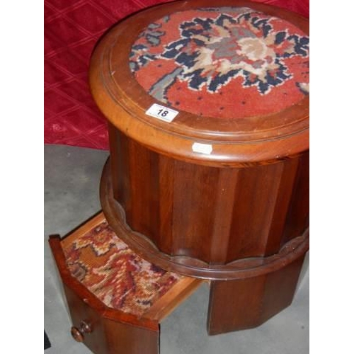 18 - A Victorian mahogany commode with pot liner, COLLECT ONLY.