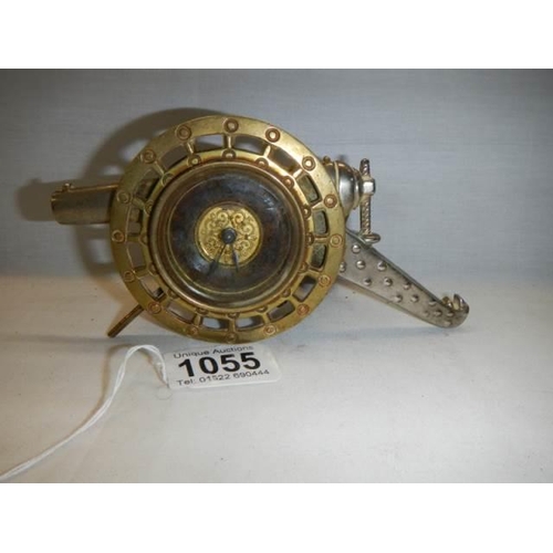 1055 - A circa 1900 novelty clock in the form of a cannon.