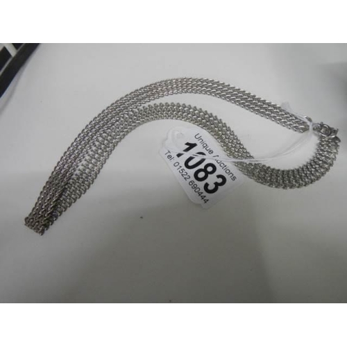 1083 - A vintage silver collar necklace.