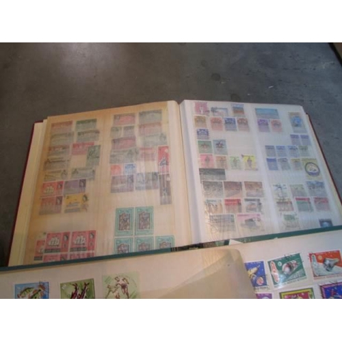 1199 - A quantity of stamps in albums and loose.