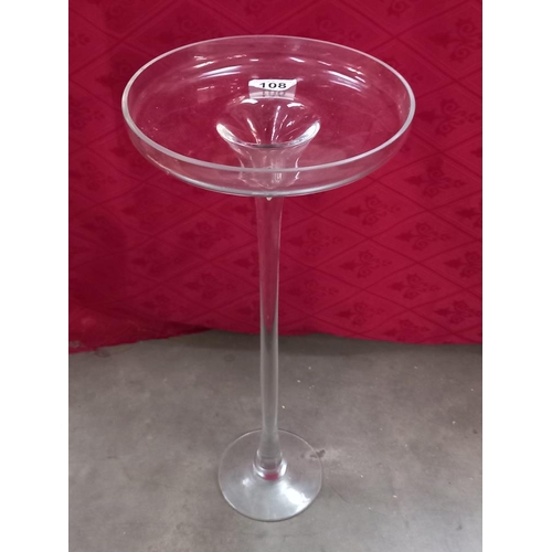 108 - A glass stand