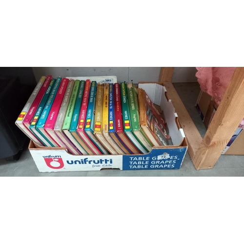 72 - A good lot of Haynes car manuals etc