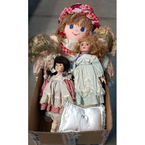 75 - A quantity of collectors dolls