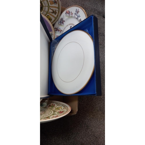 156 - A box of collectors plates including a boxed Minton cake plate