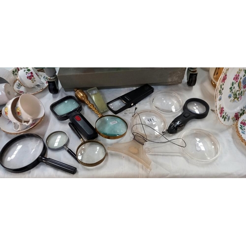 161 - 11 vintage hand magnifying glasses