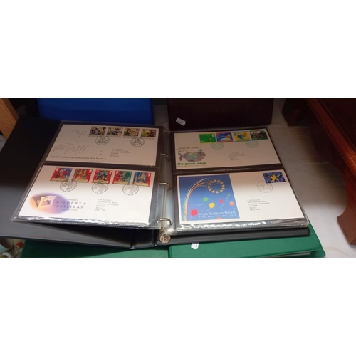 229 - Five folders of first day covers including some rare examples