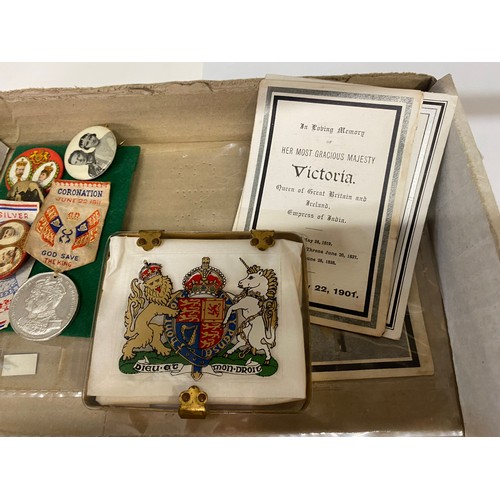 1100L - A 1953 Coronation Commemorative glass cigarette / card case and a quantity of badges and Queen Victo... 