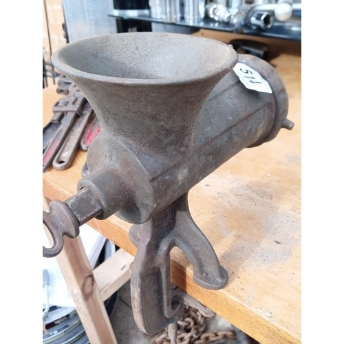 514 - A vintage mincer