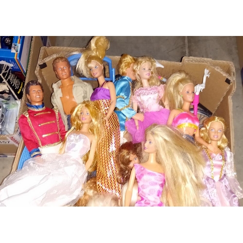 2356 - A large box of Sindy dolls etc