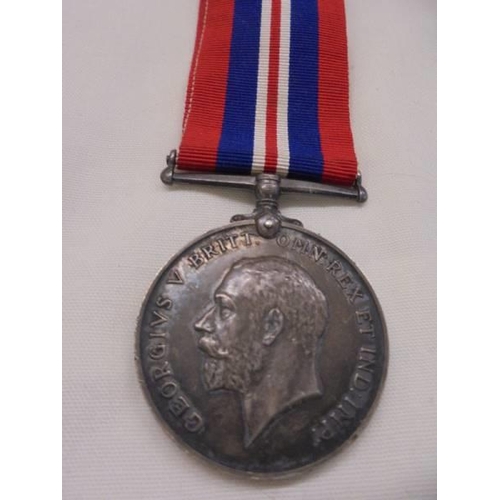 1047 - A WW1 medal 205916 for Pte B R Richardson Devon R, A post office medal for Benjamin Robert Richardso... 