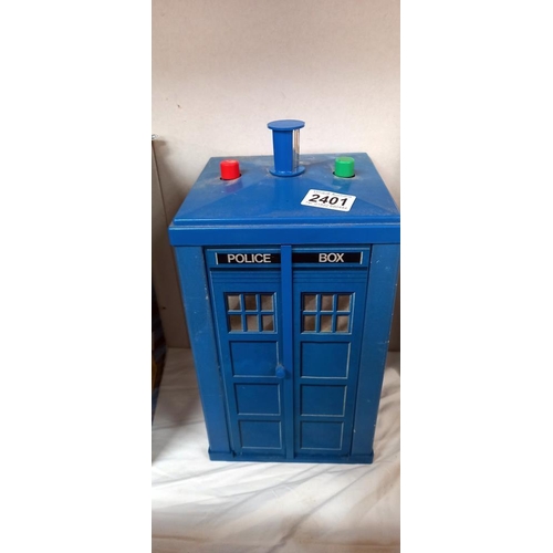 2401 - A boxed Deny's fisher Tardis for 12 inch figures A/F (No Figures)