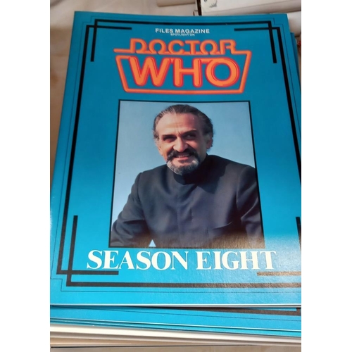 2403 - A quantity of 1980's Doctor Who files magazines