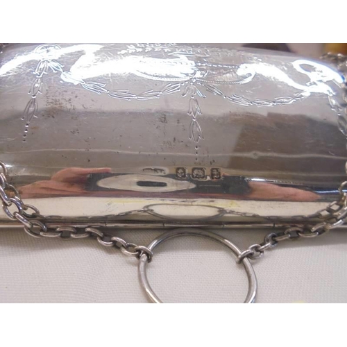 1083 - A silver spectacle case, Birmingham 1924/18.