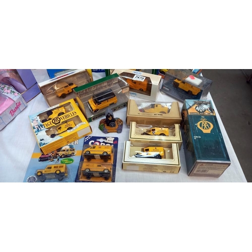 2470 - A good selection of boxed 'AA' automobile Association mixed Diecast vans including Corgi & Matchbox