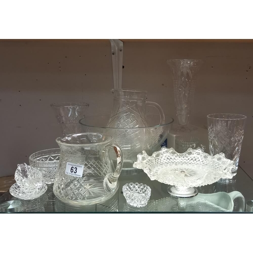 63 - A good lot of crystal ware & glass COLLECT ONLY