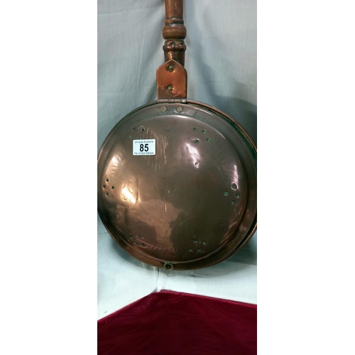 85 - A Victorian copper bed warming pan COLLECT ONLY