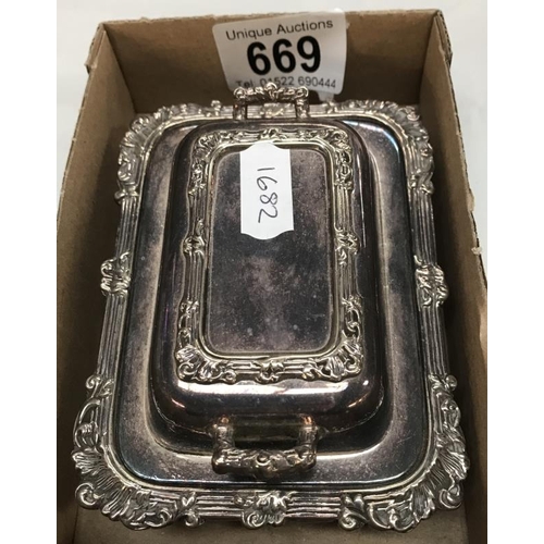 669 - Sheffield Reproduction EP Silver on Copper dish with lid. Quantity of silver / silver plated miscell... 