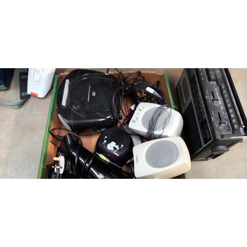 287 - A quantity of household electrical goods including radios, heaters & speakers etc COLLECT ONLY