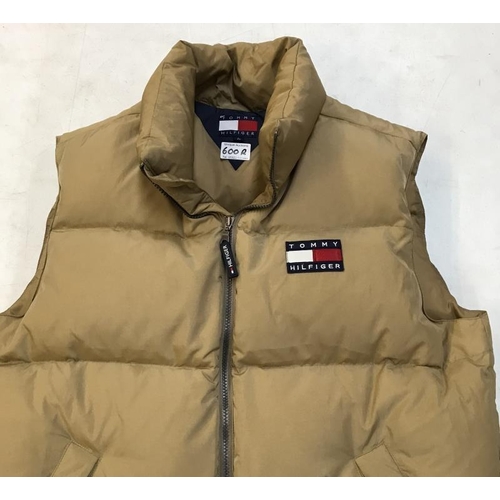 600R - Tommy Hillfigure body warmer. In lovely condition