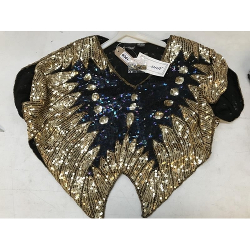 600W - 2 x Ladies sequin tops. 1x New with tags. SIze M & x Large