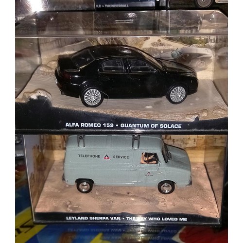 2395 - A James Bond car collection, Models no magazines