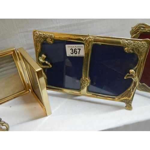 367 - A quantity of brass photo frames.