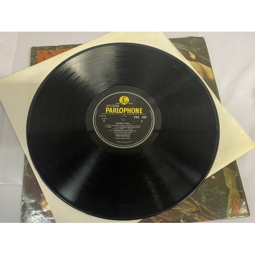 42 - The Beatles Rubber Soul, Parlophone PMC 1267 Black / Yellow label. Vinyl VG+ Cover VG wear to rear