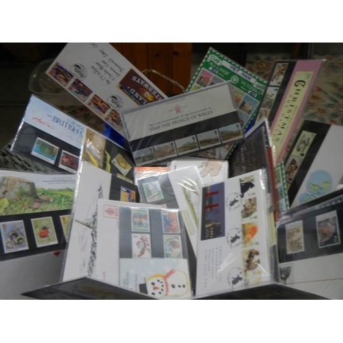 723 - A good lot of assorted first day covers.