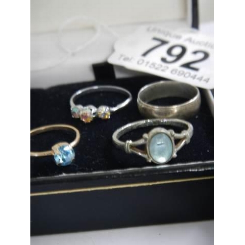 792 - Four assorted dress ring in white metal.