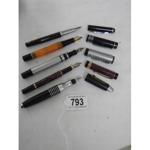 793 - Five vintage fountain pens.