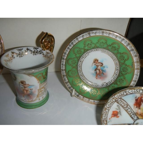 800 - A mixed lot of fine porcelain tea ware including oriental.