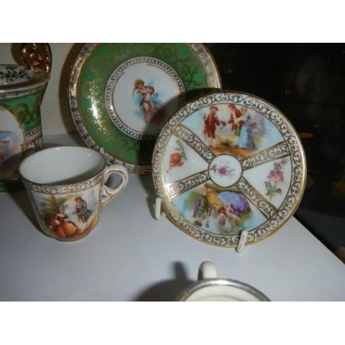 800 - A mixed lot of fine porcelain tea ware including oriental.