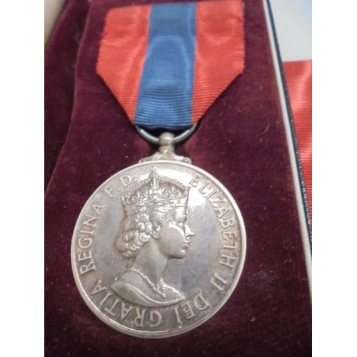 1136 - An Elizabeth II 'For Faithful Service' medal for Inspector's Post Office Kingston on Thames.