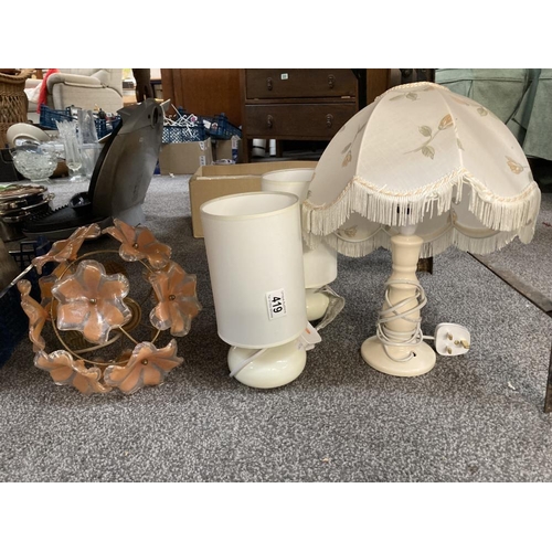 419 - A pair of bedside lamps, table lamp & ceiling light