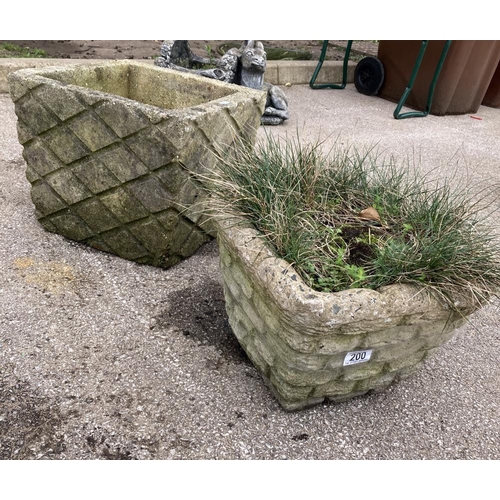 200 - 2 Heavy square planters