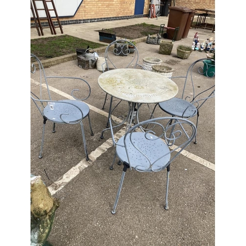 207 - A patio table & 4 chairs