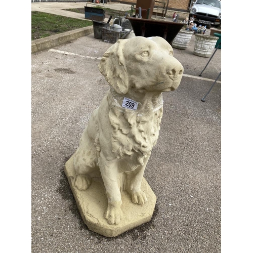 209 - A life sized Labrador / Retriever dog garden ornament