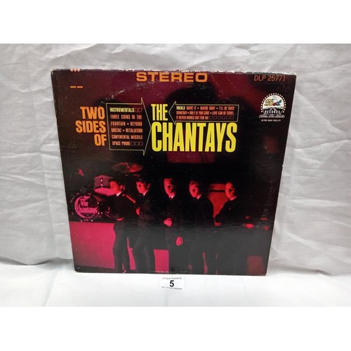 5 - The Chantays, Two sides of The Chantays rare U.S pressing 1966. Dot rewards, DLP3771, Mono. Vinyl ex... 