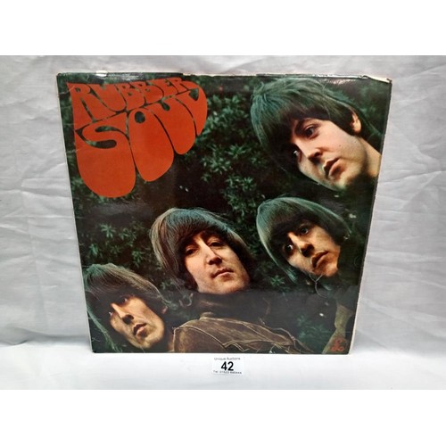 42 - The Beatles Rubber Soul, Parlophone PMC 1267 Black / Yellow label. Vinyl VG+ Cover VG wear to rear