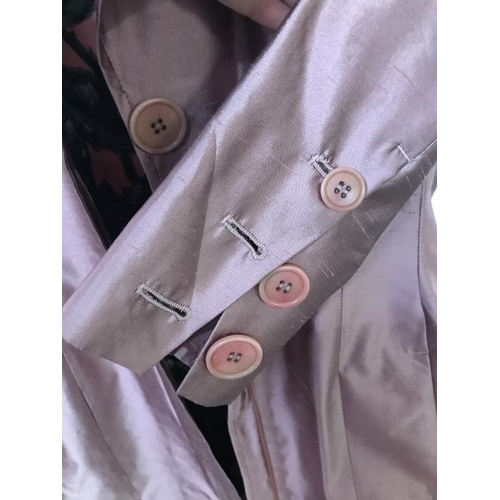 2001 - Paul Smith New. Long Jacket Dusky Pink
Black Rose Detail lining
Three buttons on cuff.
Paul Smith Ne... 