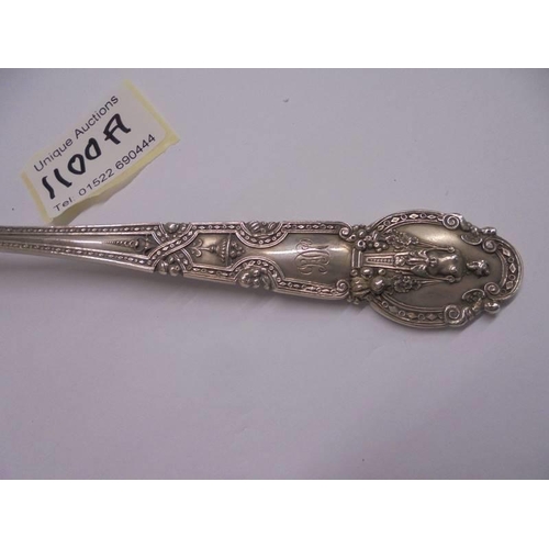 1100A - A Tiffany & Co., sterling silver PAT 1905 Renaissance pattern pea serving spoon, approximately 125 g... 