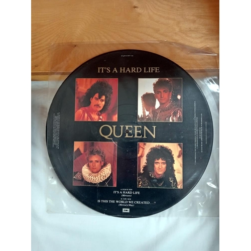 259 - 5 Queen pic discs 12in