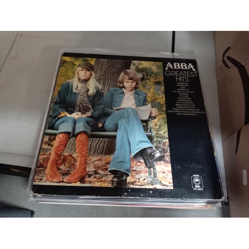 284 - 20 Pop / Rock LPs including Abba, Springsteex, Fleetwood Mac etc