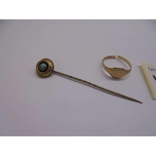 1100C - A 9ct gold ring for scrap (1.72g) and a tie pin.