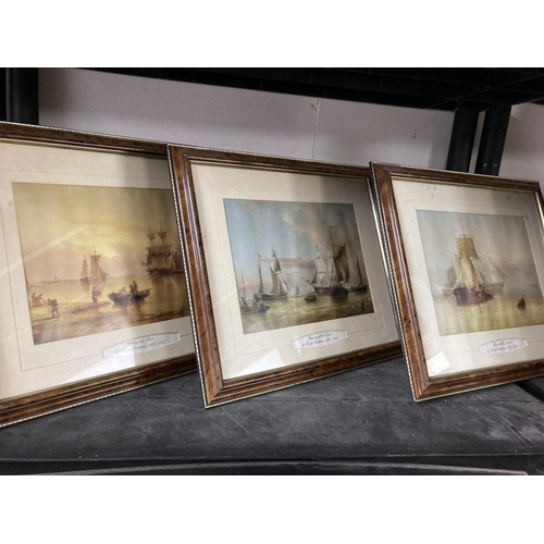 427 - A quantity of prints in good frames