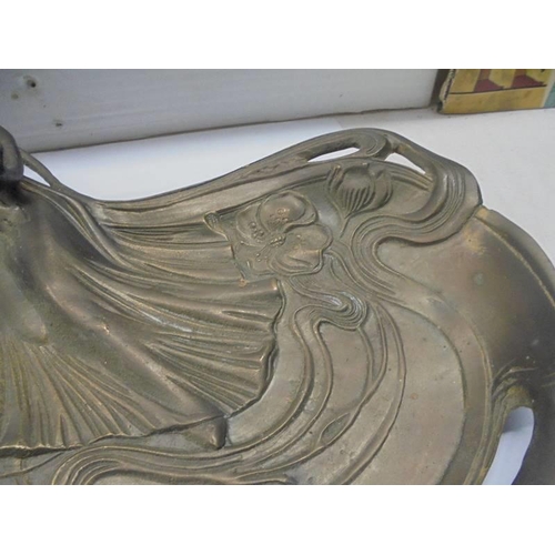 1292 - An Art Nouveau style Bronze tray, 33 x 20 cm.