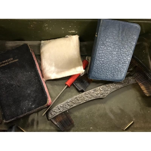 516 - A quantity of miscellaneous items including Playing cards, wallet and wooden box