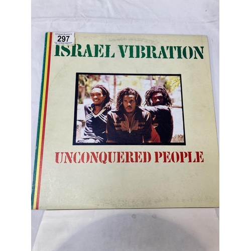 297 - A Very rare Israel Vibration, Unconquered People. Vinyl Ex, Also pro cleaned